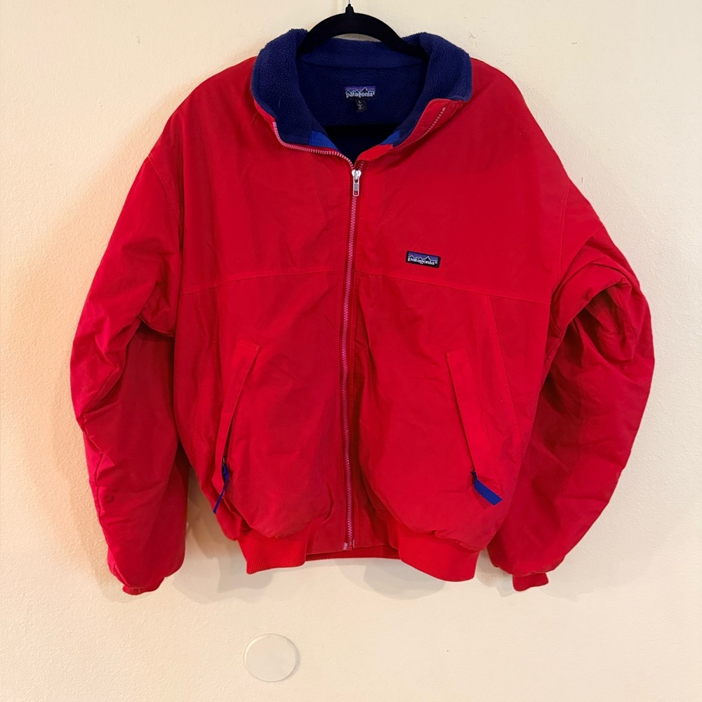 Vintage Patagonia Red Inside Fleece is blue zip up size large